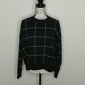 T Tahari Windowpane Pattern Sweater Size L